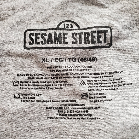 SEASAME STREET ☆ HEATHER GRAY ☆ 100% COTTON GRAPHIC TEE ☆ XXL ☆ NWOT - Picture 5 of 7